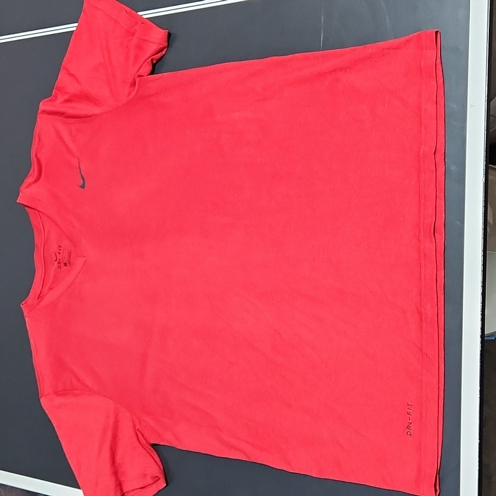 Nike dri fit tee